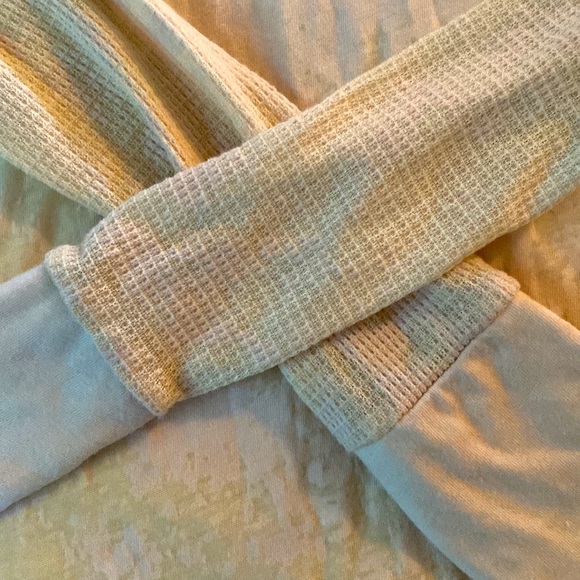 Free People top - Picture 6 of 10